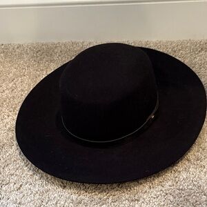 H&M Sleek Black Men's Hat